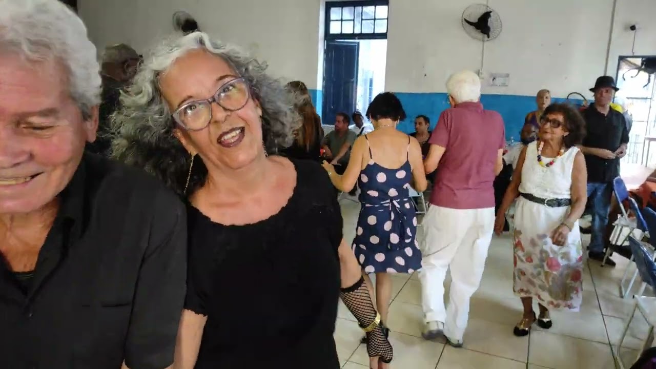 Baile do Halloween no Clube Ideal da 3 Idade com Domingão & Arnuncinho