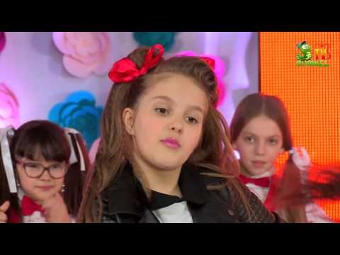 Eva -Maria Barladeanu (Lollipops) -  Fata de 10 +