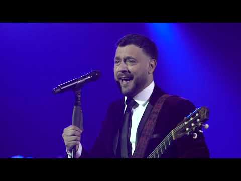 Lucas Sugo - Cuando Cante el Gallo Azul (En Vivo)