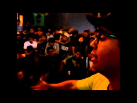 CHEKA vs LUCHO HUASCAR - Competencia Lirical 2014 - Chorrillos (Parque Fátima)