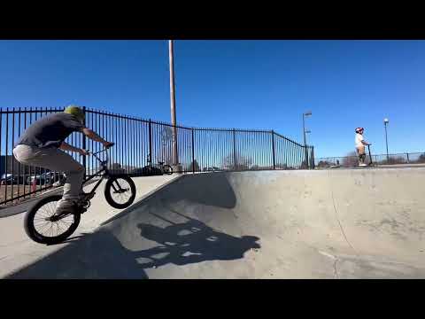 Sliding in with the pedal #bmx #bmxplus #skatepark