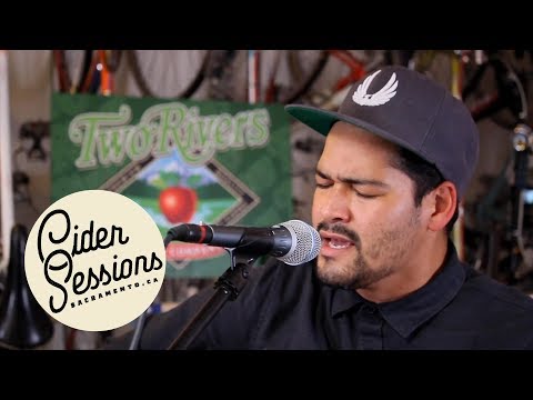 Fayuca - Valiente Soñador (Live) | Cider Sessions