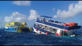 Temor vivieron turistas en el mar al hundirse la parte trasera del barco; fueron rescatados a tiempo