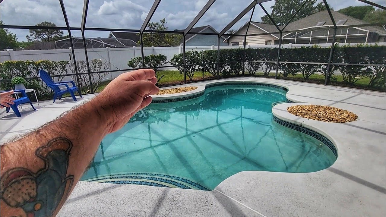 CASA COM PISCINA NA COMUNIDADE BRASILEIRA (Metrowest FL)