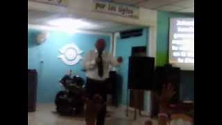 preview picture of video 'Fidel Quevedo. en iglesia cristiana cuadrangular tibu colombia'