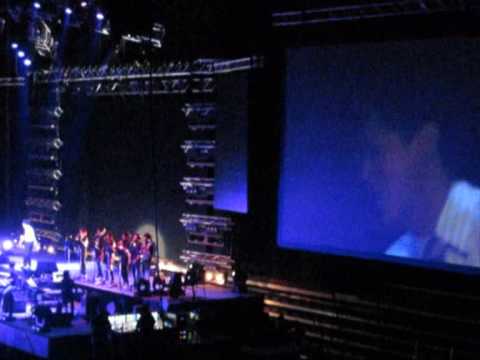 Chen Xiao Dong singing Ni Zhi Bu Zhi Dao and Medley at Lee Wei Song Si Song's Concert