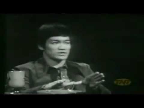 Bruce Lee "bäM" voll ausn bild