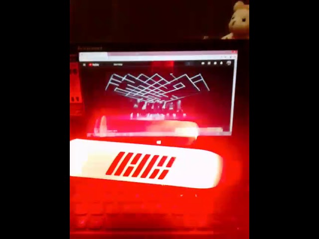Vídeo relacionado con iKON OFFICIAL LIGHT STICK KONBAT KEYRING FANLIGHT MD GOODS K-POP SEALED+TRACKING NUMBER