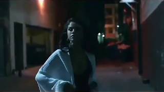 Selena Gomez Boobs Bounce (slow motion)