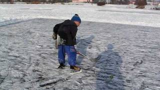 preview picture of video 'Na bruslích 2 - leden 2009, Plaňany'