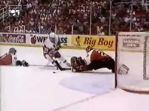 Darren McCarty 1997 Stanley Cup Goal (Bruce Martyn makes the call)