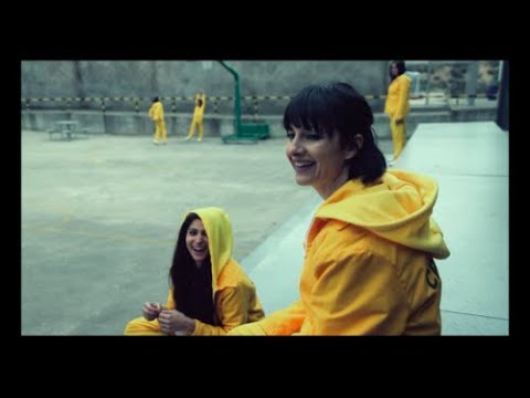 Zulema Zahir & Saray Vargas Mustafa scene