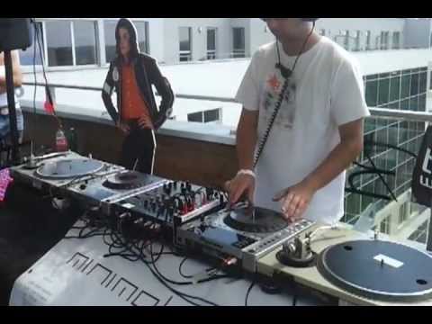 Minimal People on the Roof