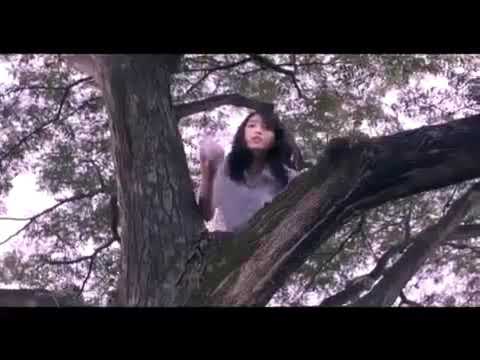 Natasha Wilona dalam iklan AXIS "Prince Charming"