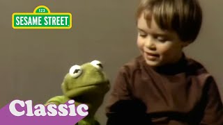 Kermit and Brian Teach the Parts of the Face | Sesame Street Classic