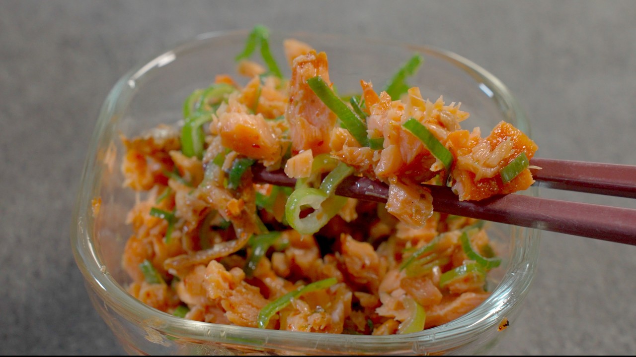 簡単にできる。最強のメシの友、教えます。