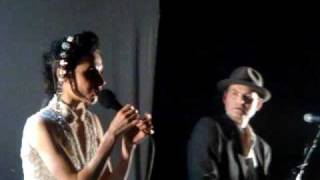 PJ Harvey &amp; John Parish - Taut