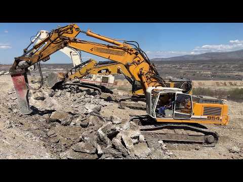 Cat 385C, Terex RH30F & Liebherr 954 Excavators Breaking & Loading Stones Sotiriadis/Labrianidis 4K