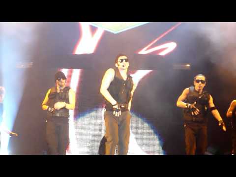 [HD] 100411 2011 Malaysian Grand Prix Concert Rain - Rainism