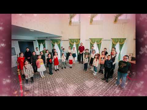 Moș Crăciun tot acasă va veni- Corul de copii Mini Angeli- Cântec de Crăciun