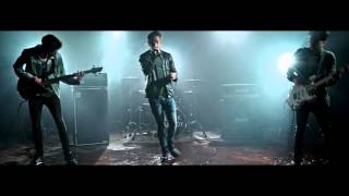 Blank Parody-Dark Pretenders (Official Video)