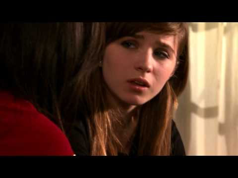 Criss & Alina - Right Next to the Right One (cover) in Pariu cu viata