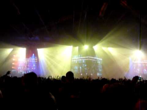 Armin Only Mirage: Armin van Buuren ft. Winter Kills - Take a moment