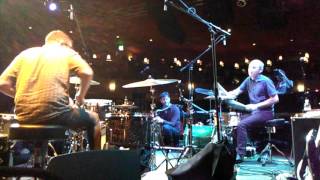 Mark Guiliana & Nate Wood double-drum jam