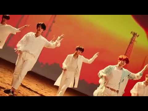 Mashup O Sole Mio/Séniorita (SF9 x VAV)