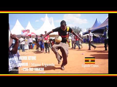 Football dance tricking on BWOJO / MUNA UGANDA BY NICHOE KITONE