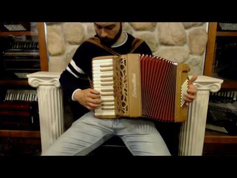 SEREOSC2648CW - Cherry Serenellini Oscar Piano Accordion LMM 26 48 $3999