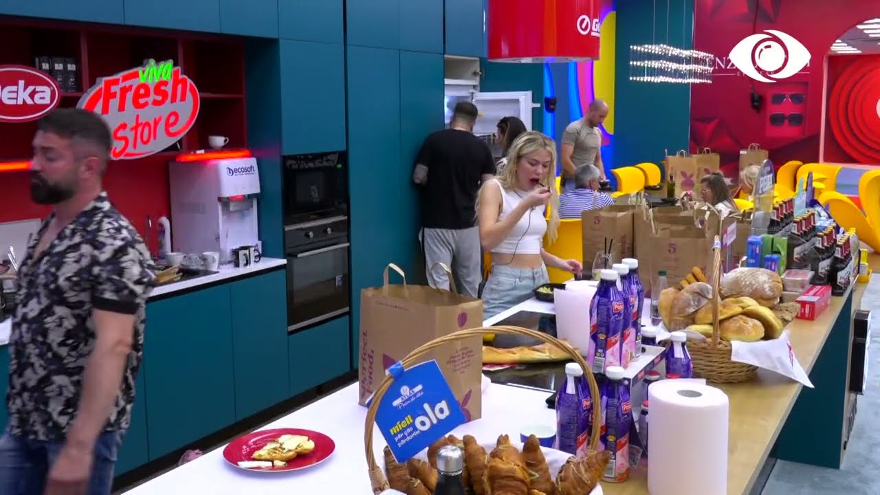 Olta thotë se ka kimi mes tyre/ Kristi-Kiarës: Është strategji e saj