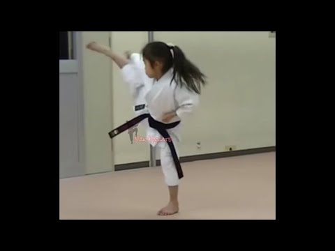 高野万優 6 years old karate kid practice heian nidan kata #sorts #karateshorts