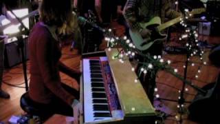 Margot &amp; the Nuclear So &amp; So&#39;s: Hello Vagina 10-16-08