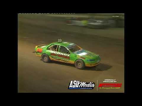 Modified Production: 2006/07 QLD Series - A-Main - Gympie Speedway - 09.12.2006