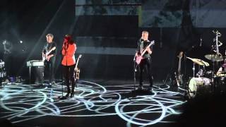 Kari Bremnes in concert, Nytt i mellom oss, E du nord