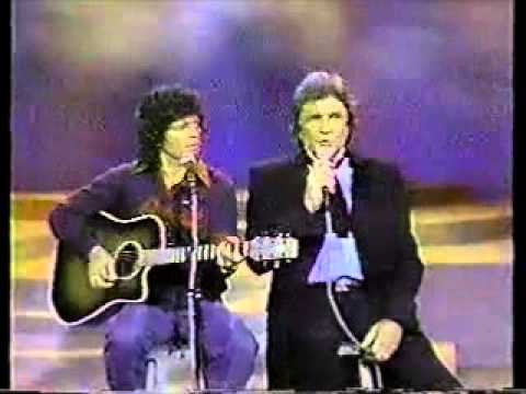 Deportee - Johnny Cash & Johnny Rodriguez (Live)