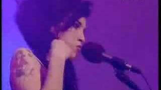 Amy Winehouse - Me and Mr Jones (Live)