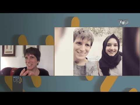 Wake Up/ Elizabeth Gowing: Ditën e parë në Kosovë më ftuan në dasmë. S'ndodh në Angli kjo