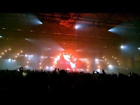 Intro Markus Schulz @ A State of Trance 550 Den Bosch