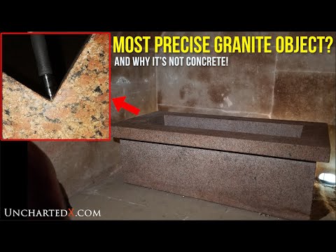 image-How much does the heaviest pyramid block weigh?