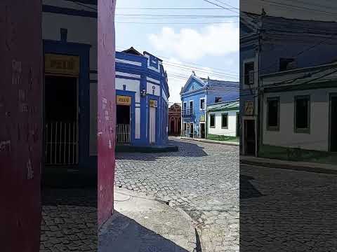Casarões cheios de cores e histórias e aquele clima de Carnaval de Olinda. #Olinda #Pernambuco