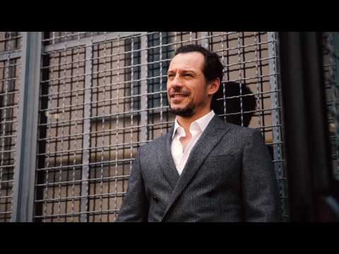 Backstage Stefano Accorsi L'OFFICIEL ITALIA