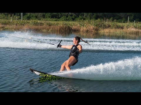 Jaimee Bull: SlowMo Hilltop Lake