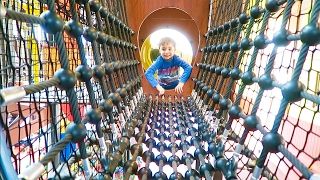 VLOG - FUN INDOOR PARCOURS &amp; Aire de jeux intérieure - Indoor Playground for kids