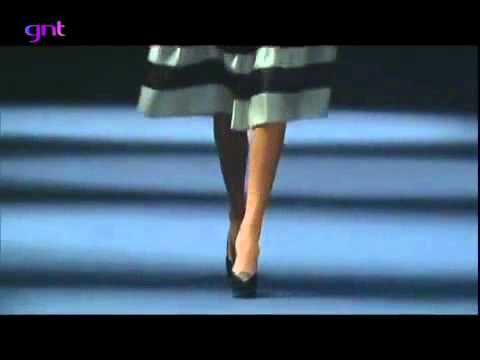 Desfile Vitorino Campos Primavera Verão 2013