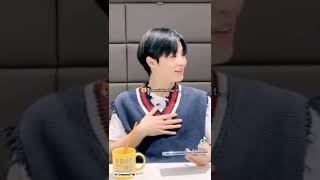 Download lagu Junkyu was so done with Jihoon😂T_T... Galaxy Rold what???? #treasure #jihoon #junkyu #yoshi #shorts mp3