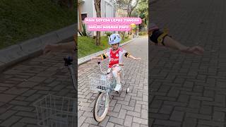 Download lagu NAIK SEPEDA LEPAS TANGAN MALAH NABRAK PAPA😲 #shorts #shortsviral #naiksepeda #sepeda #trending mp3