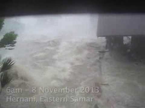 Eyewitness footage of Typhoon Haiyan washing house away