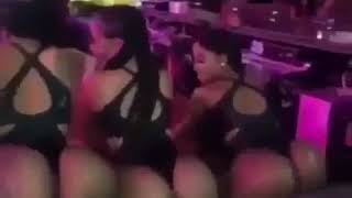 Download lagu Strippers in Strip Club Big Booty Twerk In Group mp3